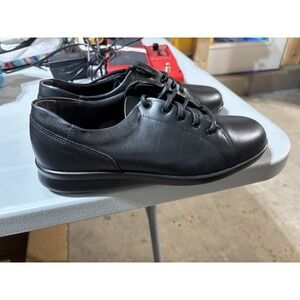 Womens (Phoebe) Size 8 Wide Fit By Db Shoes in Black Leather